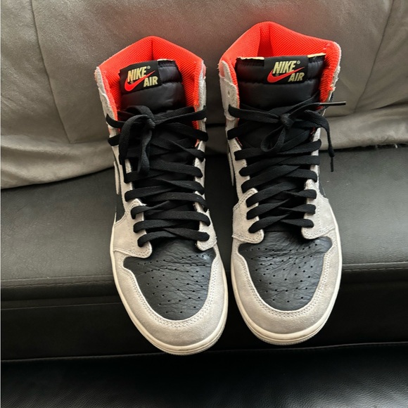 2019 Men’s Air Jordan 1 Retro High OG 'Neutral Grey’ - Picture 4 of 6